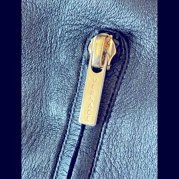 VERSACE WOMENS BLACK LEATHER KNEE HIGH HEELS - Picture 5 of 5